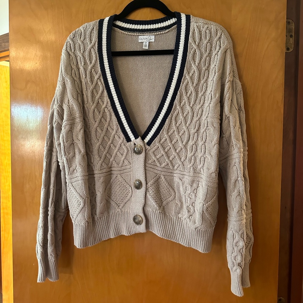 NWOT. Olivia Sky cable knit sweater